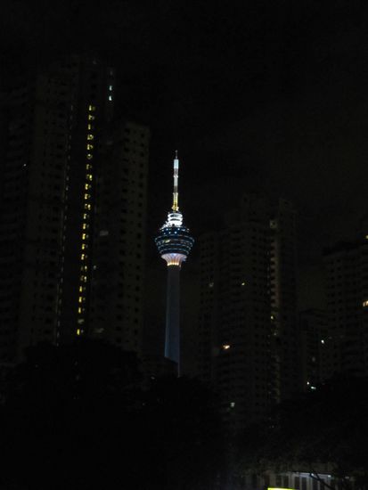 Citytower beim Heimgehen vom Kino