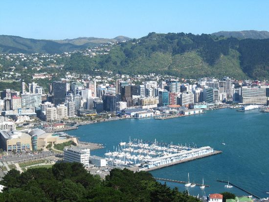 Blick auf die Waterfront vom Mt Vicoria