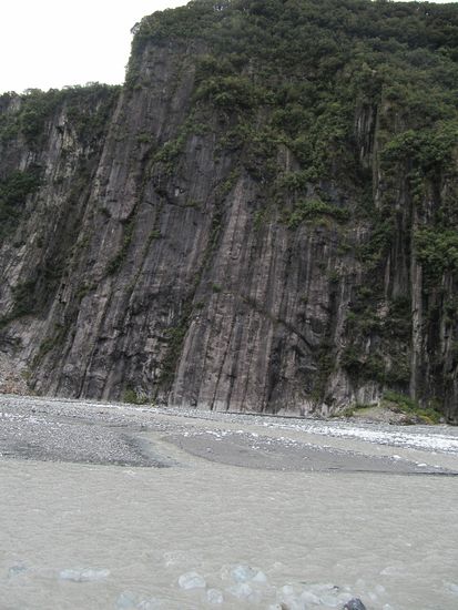 Eisklumpen am Fox Glacier