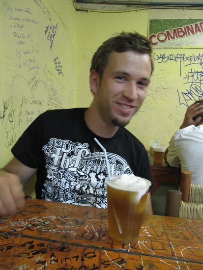 Wein, Fernet, Eis = Terremoto = Erdbeben