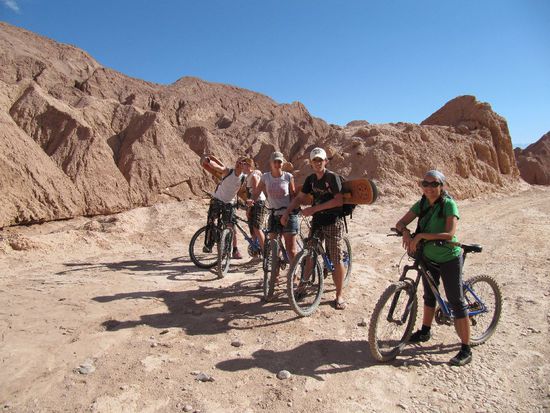 Mario, Julia, Nadja, Christopher und ich beim hundertsten Fotostopp in 15 min Fahrt