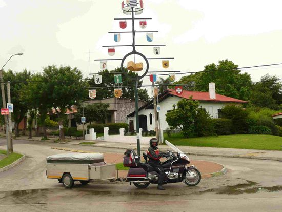 Der Zunftbaum in Nueva Helvetia