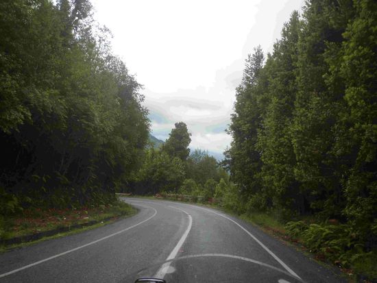 Mal Regen  auf dem Weg nach Ralun
