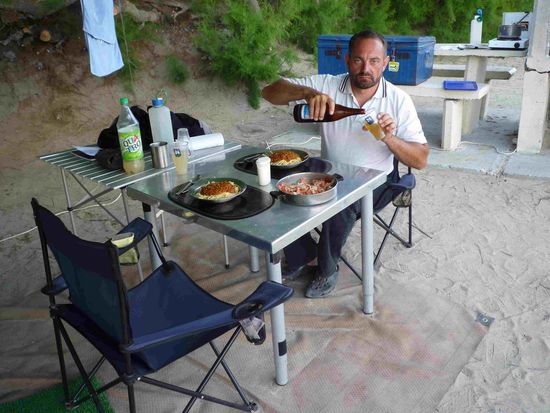 Spaghetti a la Arno stehen am Menüplan