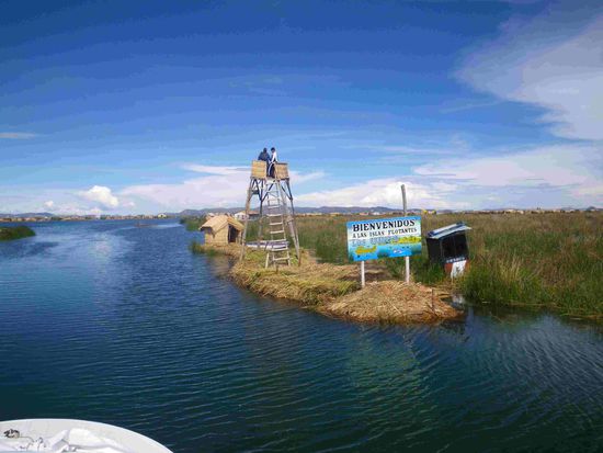 Die schwimmenden Inseln am Titicacasee