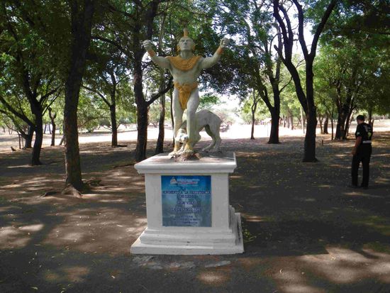 Eingang bei den Ruinen Leon