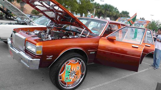 Bitte die Räder beachten