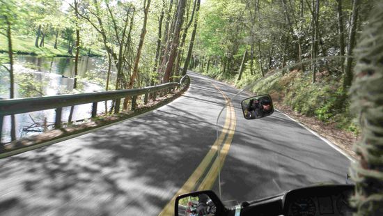 Eine Kurve schöner als die Andere