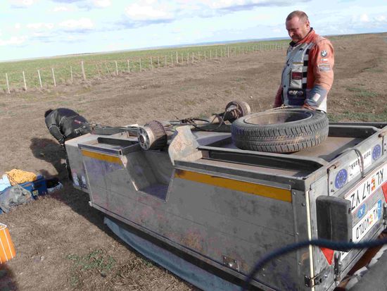 Abbau der Achse am Pistenrand