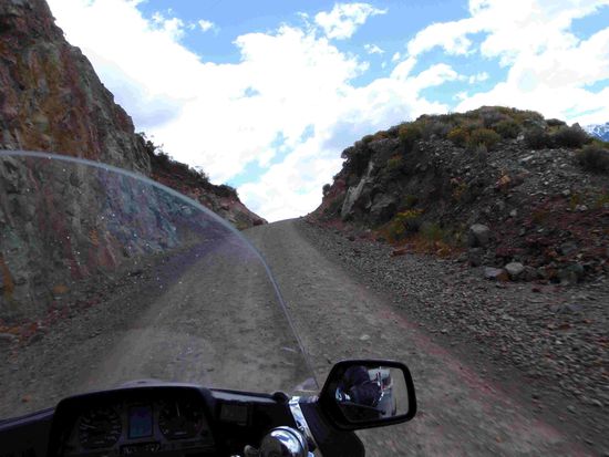 Es geht sehr steil bergauf mit uns