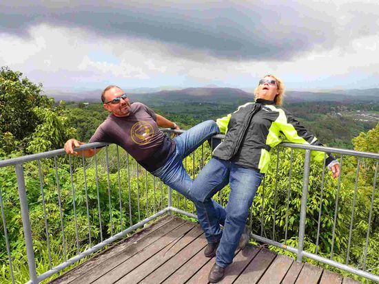 Auch wenn es mal einen kurzen Schauer gibt - lustig sind wir immer 