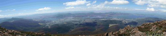 Blick vom Berg auf Hobart