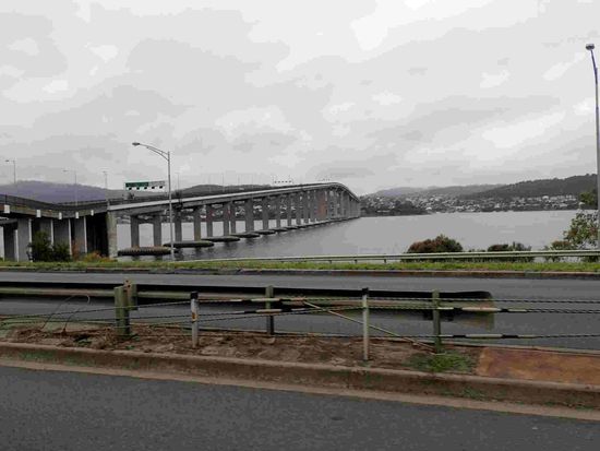 Brücke über den Derwent River in Hobart