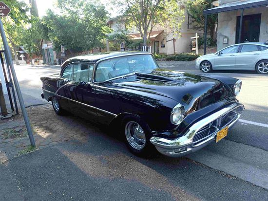 Da will uns wohl jemand Konkurrenz machen 