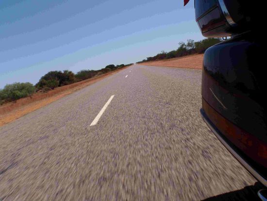 ......und hinter uns