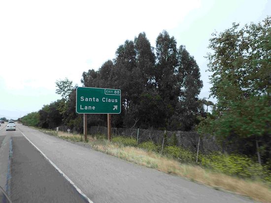 Hab gar nicht gewusst, dass der einen fixen Wohnsitz in Santa Barbara hat 