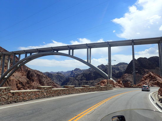Die Brücke über dem Hoover Dam