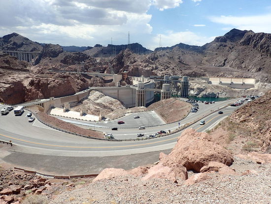 Die ganze Anlage der Talsperre