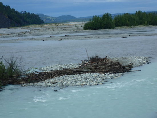 Einer der unzähligen Flüsse hier oben