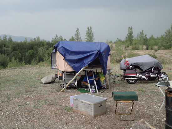 Doch das Wetter hat uns schnell aus unserem Versteck vertrieben