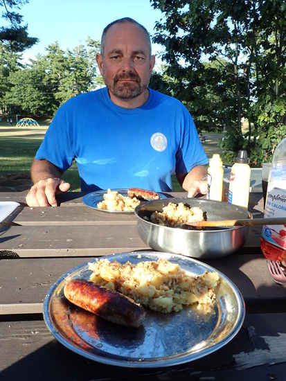 Mhhh, heute gibt es Bratwurst und Erdäpfelschmarren