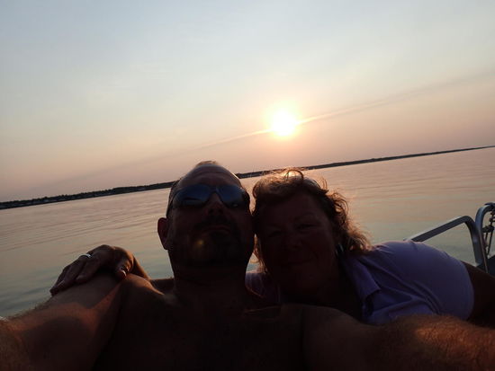 Wir fahren dem Sonnenuntergang entgegen