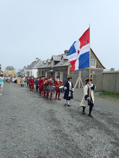 Die Parade anlässlich des Geburtstags von König Ludwig XV.