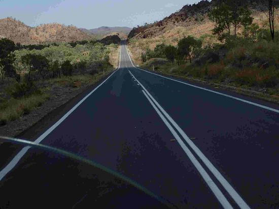 Auch die Gegend bietet wieder mehr