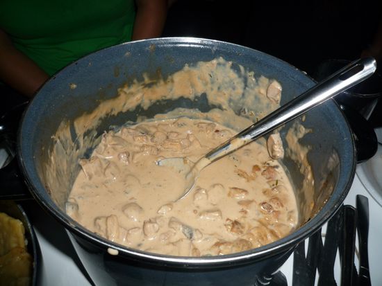 Rahmgeschnetzeltes... (zugegeben es sieht nicht so gut aus, wie dass es geschmeckt hat)