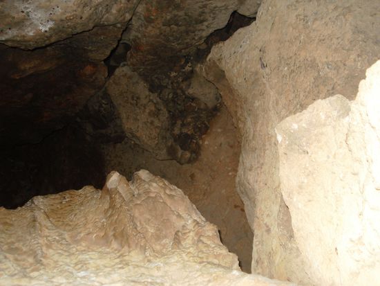 Das Loch -15 m in die Tiefe