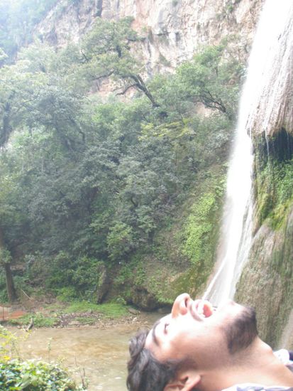 Edwin hatte Durst... doch so klappte es nicht, deshalb...