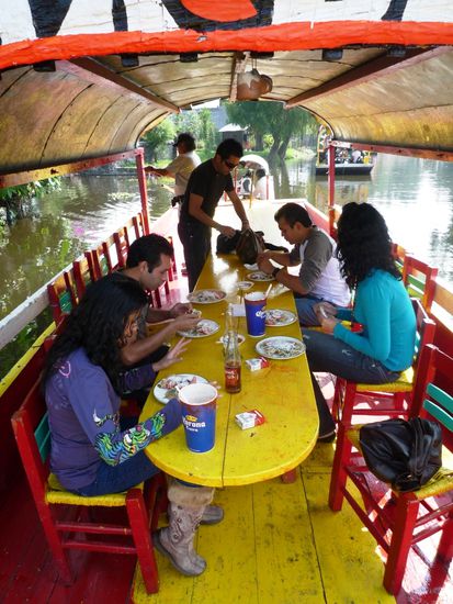 Mittagessen auf dem Boot...Quesadillas **mmhhh**