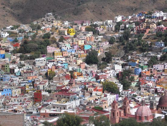 Guanajuato... kunterbunt und - irgendwie ohne Straßen