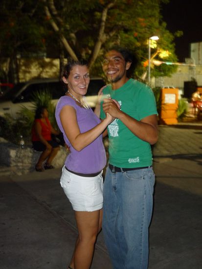 Christina und Edwin am Salsa tanzen 