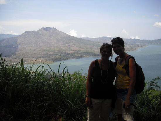 Vor dem Vulkan auf Bali