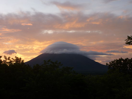 Das ist der groessere Vulkan der beiden auf Ometepe, na schaut doch super aus...oder????
Habe ich zuviel versprochen????