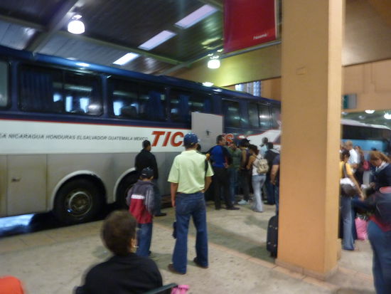 Der super kalte Luxusschlitten, hier in Panama Central