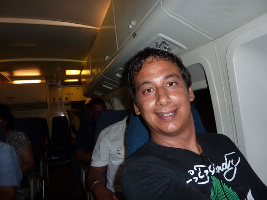 Ne, das ist nicht der Pilot...hihihi...fall´s Ihr es nicht mehr wisst das bin iiiiiccccchhhhh........