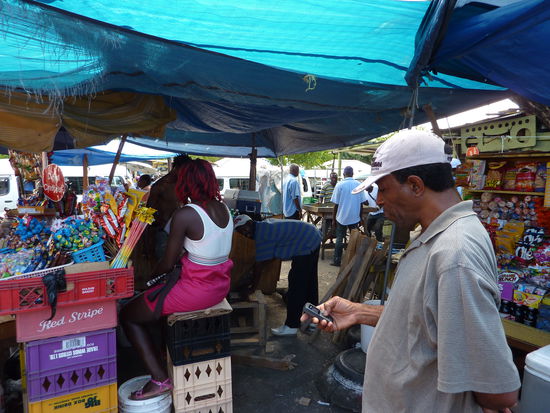Marktleben in Jamaika....wie man sieht, alles gemächlich .......dort waren nur Einheimische.