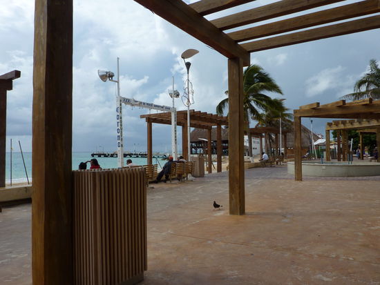 Echt gigantisch und das um 8 Uhr morgens, der Strand von Playa del Carmen