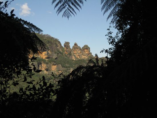 Die beruehmten Three Sisters mal aus der Regenwaldperspektive