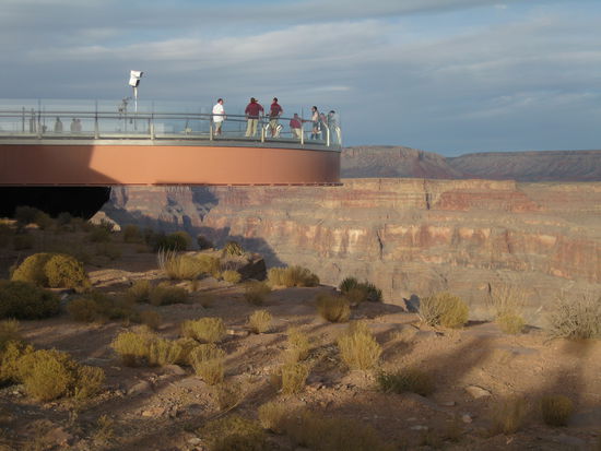 "Skywalk" über den Grand Canyon