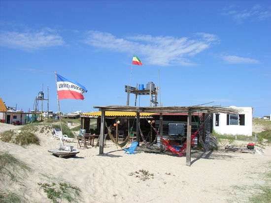 Das Hostel in Cabo Polonia, direkt am Strand.