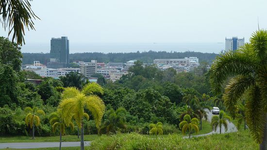 Und die Strasse wieder runter...