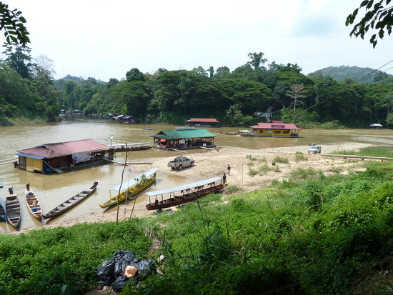 Die Floating Restaurants auf dem Fluss.