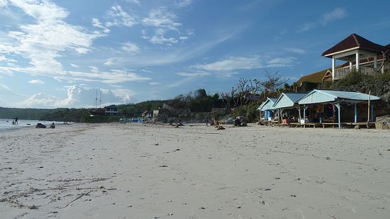 Das ist der Strand, an dem wir immer zum Schnorcheln und Baden waren...