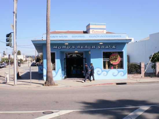Surfshop in Santa Cruz.