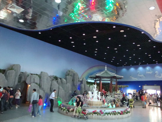 (der nordkoreanische pavillion von innen)