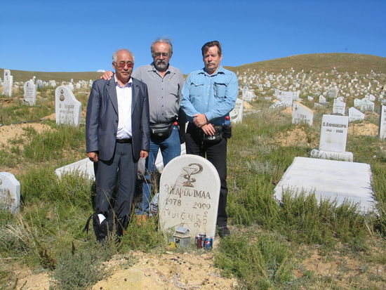 Die Grabstätte von Erkas Tochter