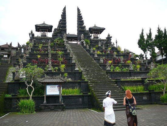 der Mothers-Tempel, der größte in ganz Indonesien!